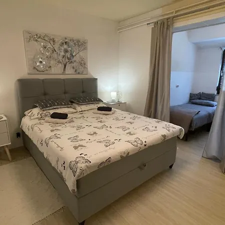 Lux Barbara Apartman *